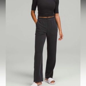 Lululemon Softstreme Hr pants size 6 ( hemmed)